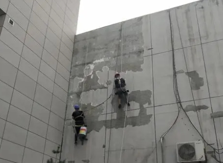 响水楼顶漏水维修公司分享下响水外墙防水的注意事项