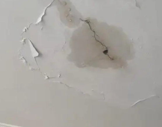响水阳台漏水维修公司分享下屋面防水工程质量问题原因分析